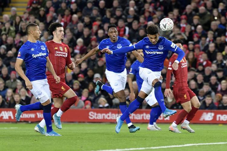 里程碑，徐新已为上海海港出战100场比赛