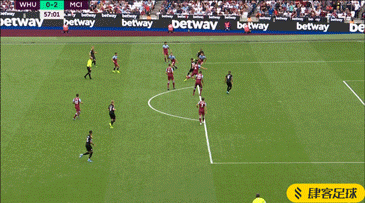 世预赛戴帽，B费葡萄牙国家队生涯首次上演帽子戏法