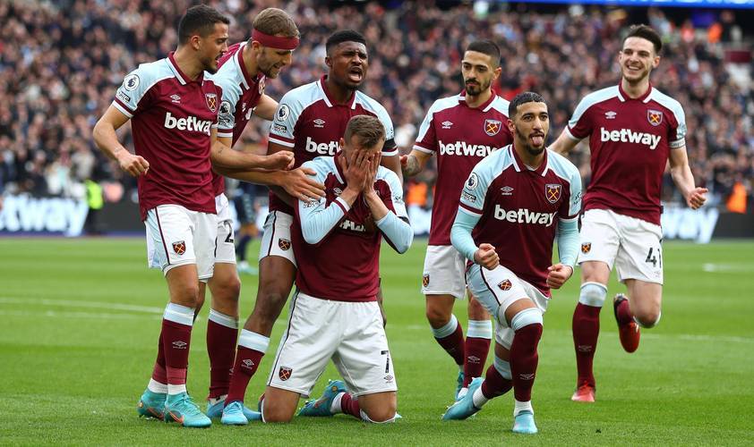 阿利松：萨拉赫有表达感受的自由，但就要承担相应的后果