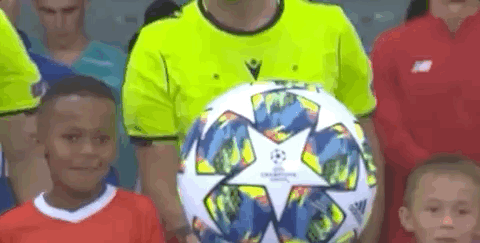 欧冠战报：西蒙屡献神扑，巴尔科拉中框，巴黎0-0闷平毕包