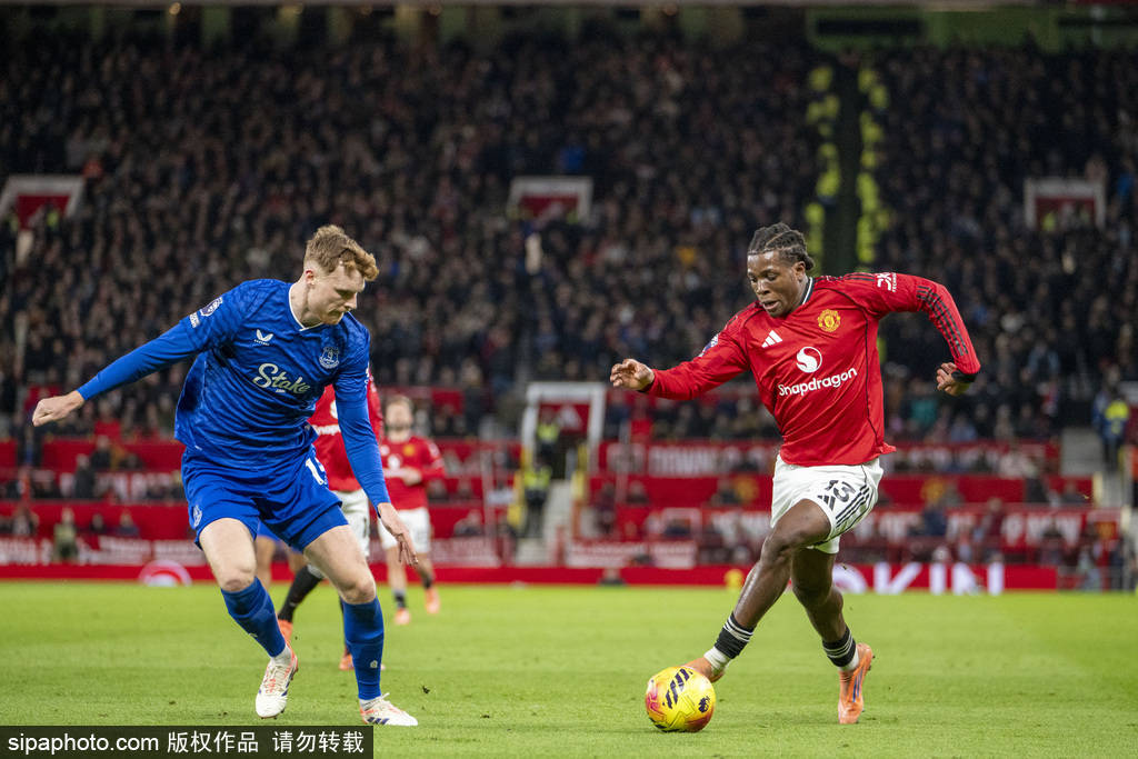 拉菲尼亚的王者归来：巴萨的定海神针与欧冠梦想