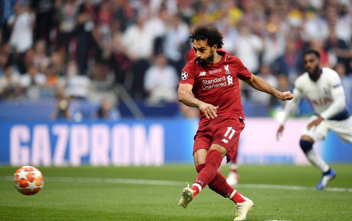 托蒂：说C罗的坏话只能说明你在嫉妒他，他和梅西的水平相当