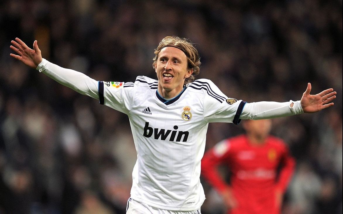 基恩曾因记者手机没有静音而发火，但录节目时他的手机也响了